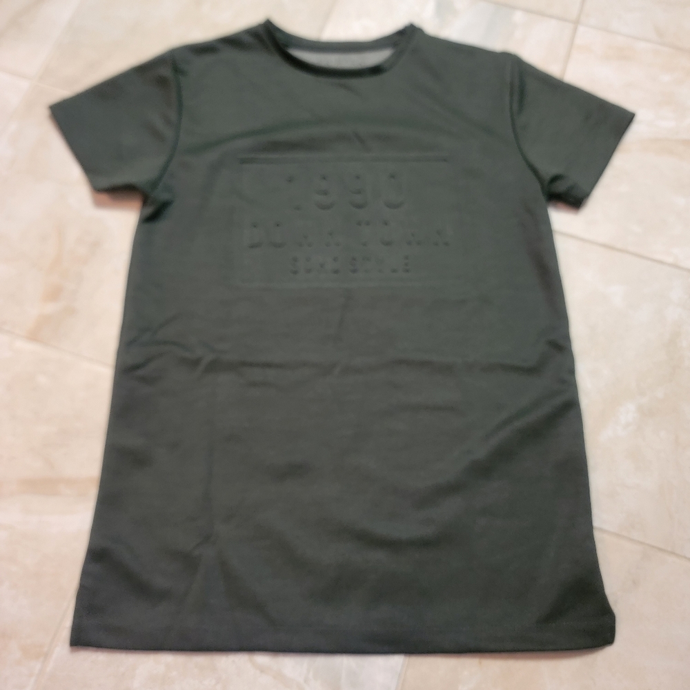 Primark Tee size small